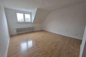 Solingen-Gräfrath: Gut aufgeteilte 2-3 Zimmer - ca. 91 m² Maisonette-Wohnung, sucht neue Mieter! – Die vollständige Adresse der Immobilie erhältst du vom Anbieter., 42653 Gräfrath, Solingen – Vorschaubild 7