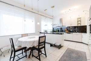 WIESBADEN: Repräsentative Villa mit Fernblick! – 65205 Westend-Süd, Frankfurt am Main – Vorschaubild 10