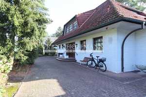 Traumhaftes Einfamilienhaus mit Doppelgarage in Quickborn-Heide – Pinneberg (Kreis) – Vorschaubild 2