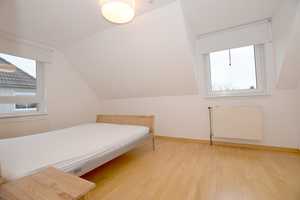 Wenn Sie viel Platz und Raumvielfalt brauchen, ist dieses Haus Ihr ideales neues Zuhause! – Hamburg – Vorschaubild 12