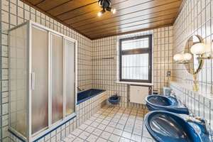 Property thumbnail 11