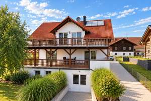 Charmantes Einfamilienhaus in ruhiger Lage mit Stall und eigener Pferdekoppel – 84163 Marklkofen – Vorschaubild 6