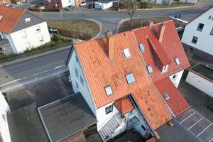 Charmante Doppelhaushälfte mit Wintergarten und Doppel-Carport in Alfeld (Leine) – Die vollständige Adresse der Immobilie erhältst du vom Anbieter., 31061 Alfeld (Leine) – Vorschaubild 1