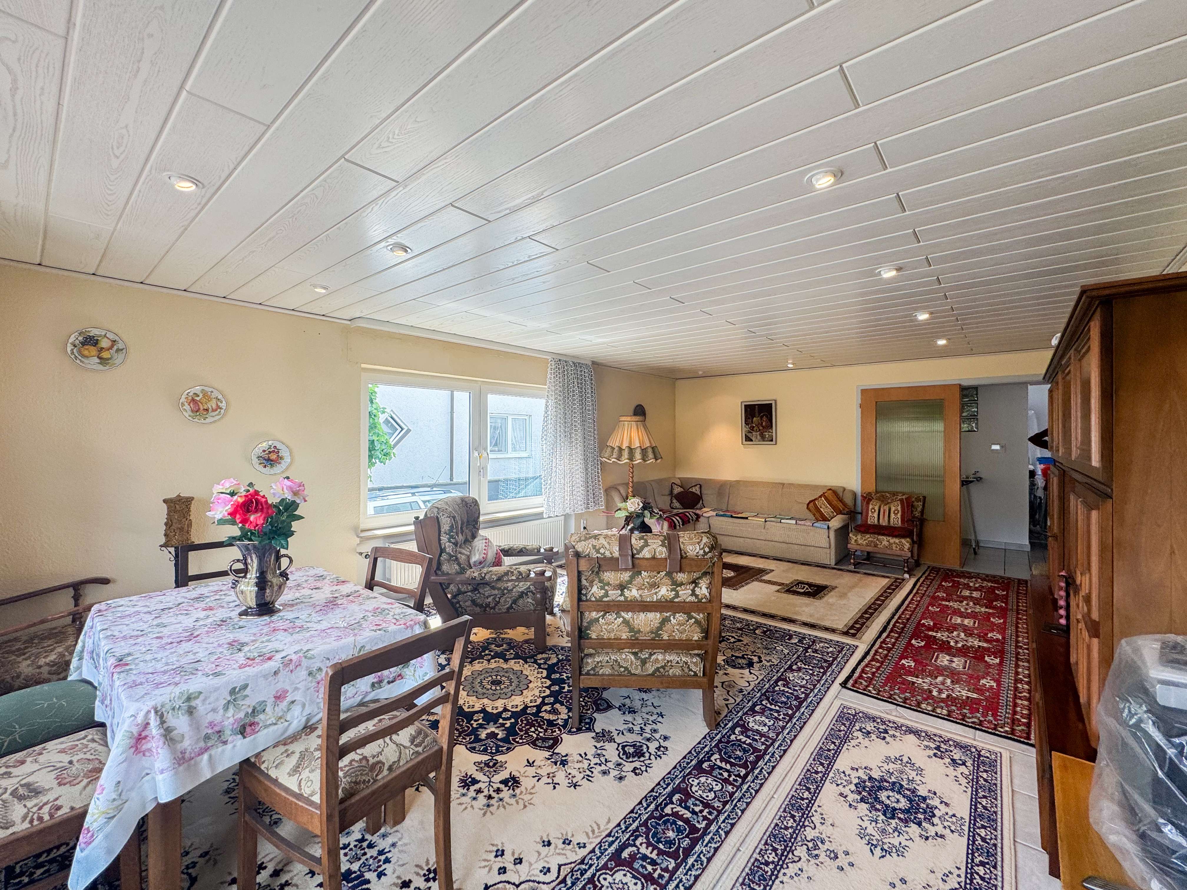 Immobilie in Riedstadt - Großzügiges und gepflegtes Zweifamilienhaus mit Garten, Terrasse, und Garagen sowie Ausbaupotenzial - Bild 18