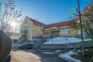 Charmante 2-Zimmer-Gartenwohnung in ruhiger Lage im Regensburger Süden – Die vollständige Adresse der Immobilie erhältst du vom Anbieter., 93053 Oberisling-Graß, Regensburg – Vorschaubild 1