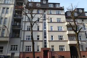 Bezugsfrei: Helle attraktive Dreizimmerwohnung in zentraler Wilmersdorfer Lage