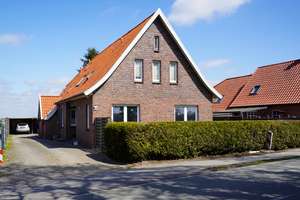 Kapitalanlage mit Potenzial: Dreiparteienhaus in gefragter Lage von Holte! – Die vollständige Adresse der Immobilie erhältst du vom Anbieter., 26817 Rhauderfehn – Vorschaubild 2