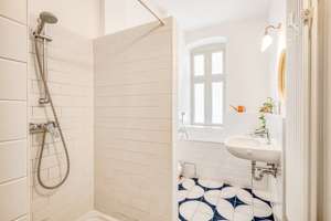 ⭐ Beautiful 3 room Altbau moments from Maybachufer.  Traditional charm meets modern comfort ⭐ – Bürknerstrasse 2, 12047 Neukölln (Ortsteil), Berlin – Vorschaubild 12
