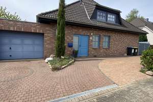 Die Lage machts, Zweifamilienhaus in Hannover Bothfeld – Die vollständige Adresse der Immobilie erhältst du vom Anbieter., 30659 Lahe, Hannover – Vorschaubild 1