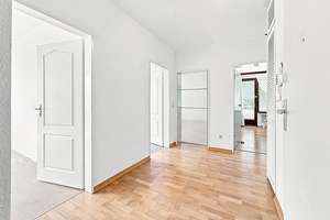 Wohnen in einer hellen 3-Zimmer Wohnung in Schwachhausen – Die vollständige Adresse der Immobilie erhältst du vom Anbieter., 28211 Radio Bremen, Bremen – Vorschaubild 4