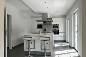 Exklusives Einfamilienhaus in Allach-Untermenzing  mit großen Garten und Pool und Einliegerwohnung – Blumenbachstraße 3, 80999 Untermenzing, München – Vorschaubild 26