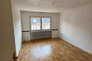 Dachgeschoss mit Balkon und 2 Schlafzimmern in Duisburg-Sternbuschweg – Sternbuschweg 14, 47057 Neudorf-Nord, Duisburg – Vorschaubild 2