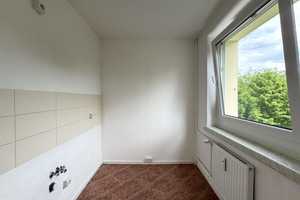 Ideal für jedes Alter: 2-Raum-Wohnung mit Aufzug und ebenerdiger Dusche – Carl-Bobach-Straße 4, 9120 Chemnitz – Vorschaubild 9
