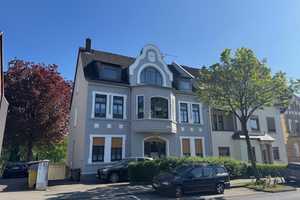 Stilvolles Mehrgenerationenhaus mit Jugendstilfassade in Dortmund-Schüren nahe Phoenixsee – Dortmund – Vorschaubild 1