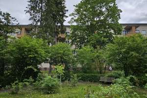 Alleinauftrag!Berlin-Pankow: 2 Zimmer-EGT-WHG im 3. OG rechts, bezugsfrei, Loggia, 48,01 qm – Dettelbacher Weg 39, 13189 Pankow (Ortsteil), Berlin – Vorschaubild 2