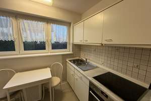 3-FAMILIENHAUS MIT SCHÖNEM GARTEN UND 3 GARAGEN – Die vollständige Adresse der Immobilie erhältst du vom Anbieter., 74172 Neckarsulm – Vorschaubild 6