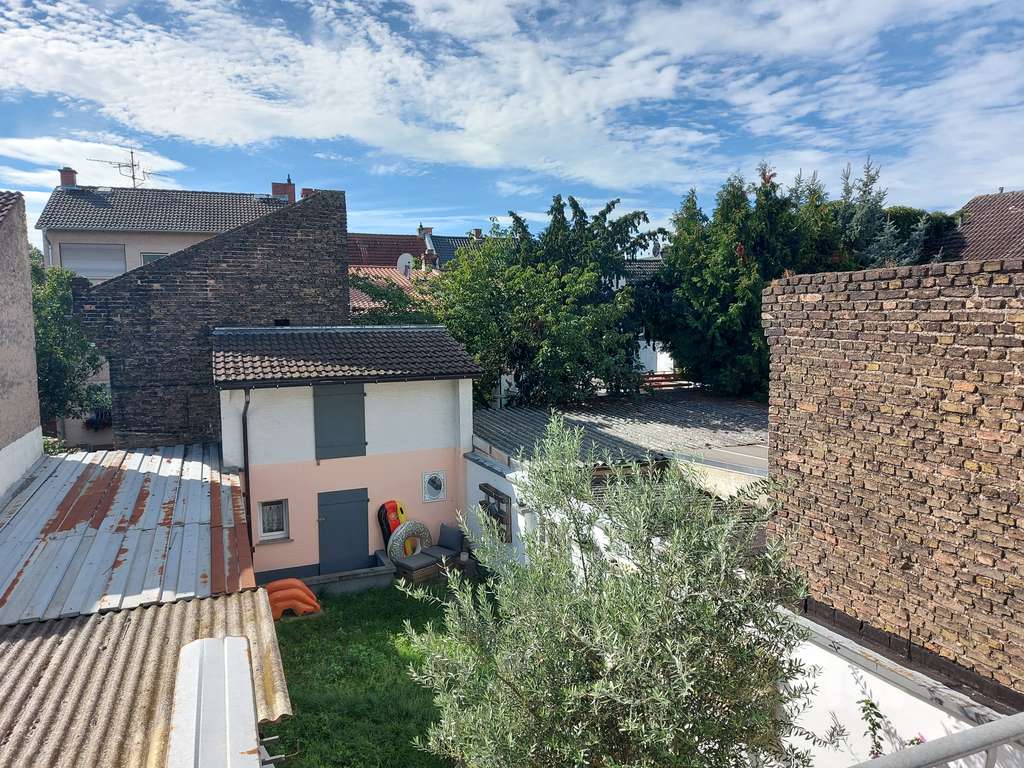 Familienfreundliches Zuhause mit Hof