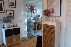 Ganz oben!  Schöne  2-Zimmer-Süd-Wohnung mit Charme, zwei Balkone   U-Bahnnähe (U6) – Wolkerweg 8 a, 81375 Neuhadern, München – Vorschaubild 8