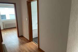 Ruhiges Wohnen am Dellbusch: frisch renovierte, helle 3-Zimmer-Wohnung mit Balkon – Die vollständige Adresse der Immobilie erhältst du vom Anbieter., 42279 Oberbarmen, Wuppertal – Vorschaubild 14