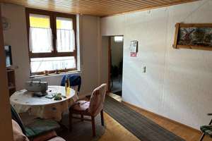 Ein Haus mit Charme und Potenzial in ruhiger Lage von Fellbach.
           Machen Sie etwas daraus! – Die vollständige Adresse der Immobilie erhältst du vom Anbieter., 70736 Fellbach – Vorschaubild 19