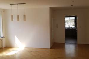 Geräumiges 4-Zimmer Haus in Adelshofen mit Garten – Aichangerstr. 14, 82276 Adelshofen – Vorschaubild 3