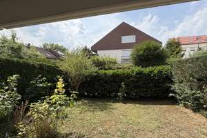 Frischer Wohnraum in Möhringen: 3-Zimmer-Wohnung mit Garten, Garage und Kellerraum