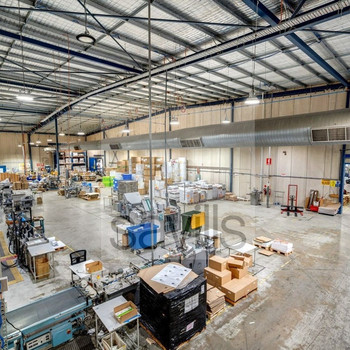 Produktionshalle | sofort verfügbar | Anmietung über Savills