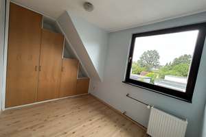Stilvolles Ein-bis Zwei-Familienhaus in begehrter Lage von Duisburg-Großenbaum – Lötzener Straße 10, 47269 Großenbaum, Duisburg – Vorschaubild 16