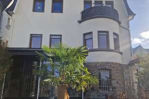 Charmante Altbau-Villa mit 4 Wohneinheiten & großem bebaubarem Grundstück