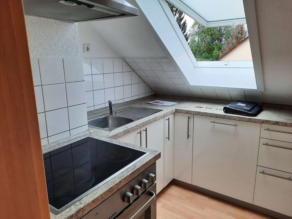 Immobilie in Ehningen - Helles, großzügiges, gepflegtes Dreifamilienhaus - Bild 4