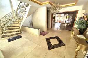 * Luxusvilla in Bestlage * – Rems-Murr-Kreis – Vorschaubild 1