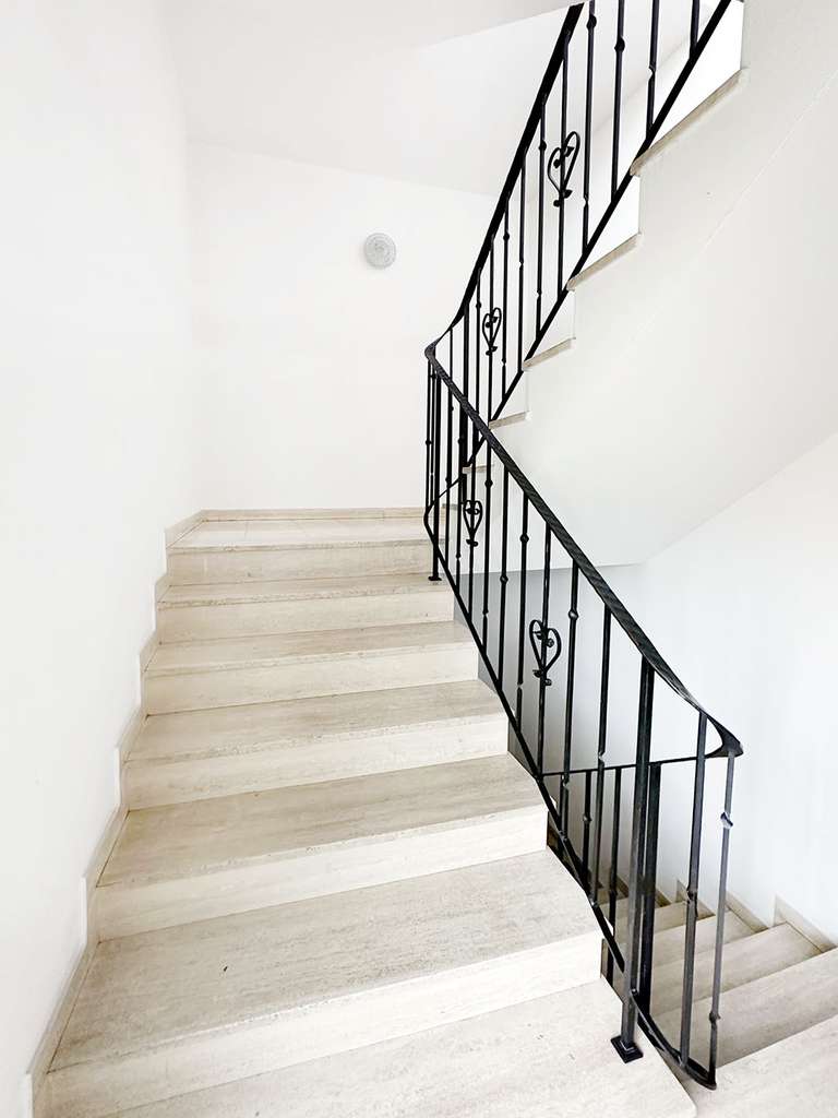 Immobilie in Rimsting - Gemütliche und individuelle 72 m2 große 2-Zimmer DG Wohnung in Rimsting - Bild 3