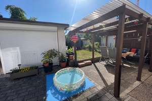 Charmantes 3 Familienhaus mit freier 3 Zimmerwohnung