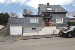 Einziehen und wohlfühlen! Modernisiertes Fachwerkhaus in guter Lage – Die vollständige Adresse der Immobilie erhältst du vom Anbieter., 42655 Burg/Höhscheid, Solingen – Vorschaubild 2