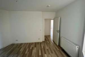 *ERDGESCHOSS WOHNUNG * renovierte 2 ZKB * Tageslichtbad mit Badewanne* Saarbrücken BURBACH – Die vollständige Adresse der Immobilie erhältst du vom Anbieter., 66115 Burbach, Saarbrücken – Vorschaubild 4