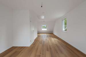 Großzügiges Reiheneckhaus mit Garten und Einbauküche! – 12619 Hellersdorf, Berlin – Vorschaubild 26