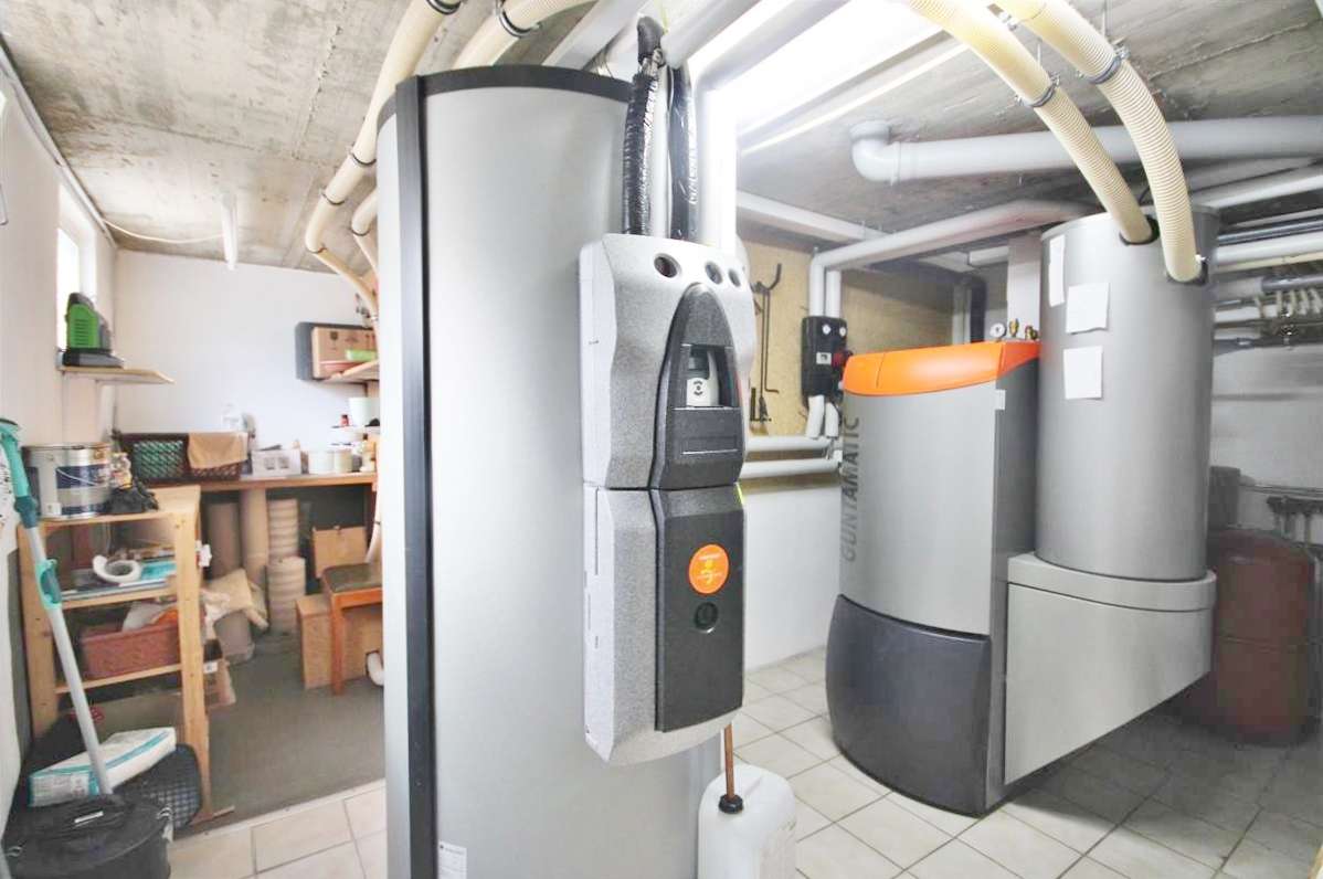 Immobilie in Hinterschmiding - "Für Menschen, die das Besondere lieben"
Liebevolles Unikat mit 2 Garagen, großzügigem Grundstück u - Bild 18