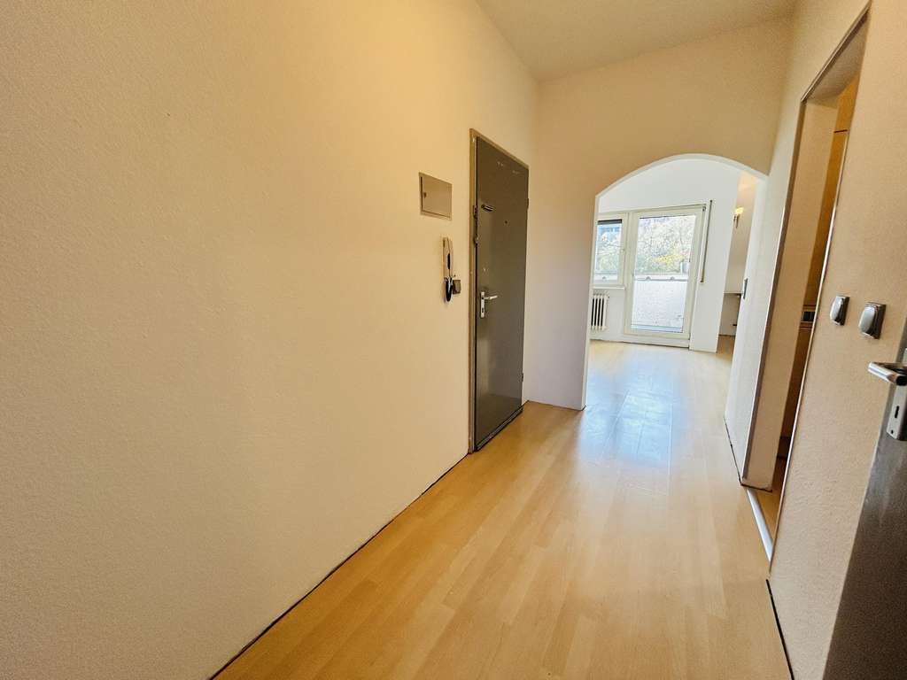 Immobilie in Quierschied - Charmante Wohlfühloase über den Dächern von Fischbach – perfekt für Singles & Paare - Bild 1