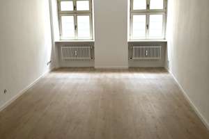 Frisch sanierte Wohnung im Huber`schen Stiftungshaus mit Geschichte – 93047 Innenstadt, Regensburg – Vorschaubild 2