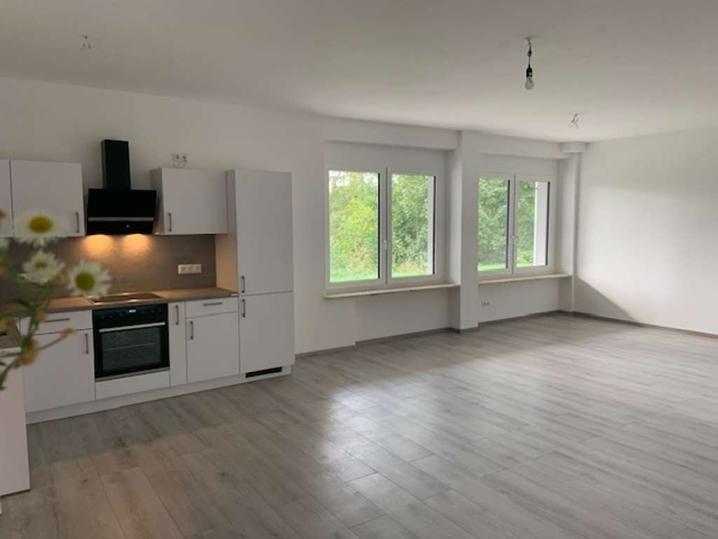 Immobilie in Obertrubach - Traumhafte 123 m² - EG-Wohnung , herrlicher Blick über die Fränkische Schweiz - Top Energiewerte! - Bild 0