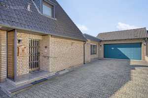 Ihr Platz für Leben, Handwerk & Hobby - Freistehendes Einfamilienhaus mit Traumgarage – Neuss (Rhein-Kreis) – Vorschaubild 2