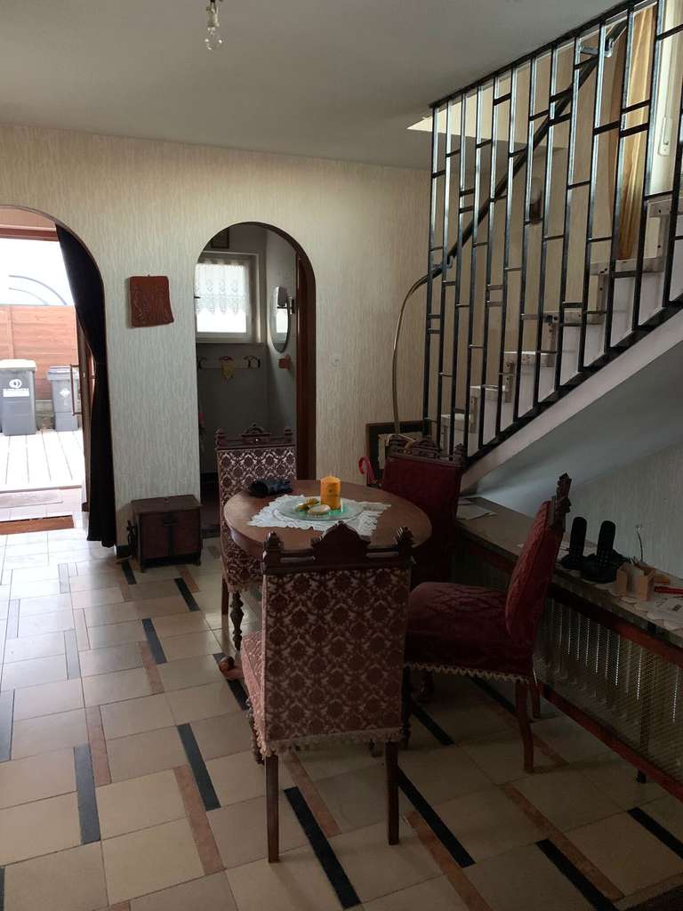 Immobilie in Bad Neustadt an der Saale - Traumlage mit Potenzial in der westlichen Aussenstadt - Bild 3