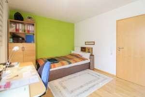 Modernes REH mit Garten, hochwertiger Ausstattung & viel Platz in Frankfurt-Schwanheim – 60529 Schwanheim, Frankfurt am Main – Vorschaubild 16