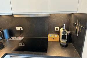 Lichtdurchflutete Einzimmerwohnung mit Dachterrasse, Einbauküche, Kellerabteil und Garage – Dietzfelbingerplatz 3, 81739 Altperlach, München – Vorschaubild 7