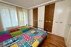 Großzügiges Wohnerlebnis: Design-Küche, Echtholzparkett & zwei Balkone – Moerser Str. 20, 47798 Cracau, Krefeld – Vorschaubild 14