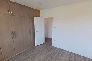 Durchdacht & geräumig: Helle 3-Zimmer-Wohnung mit Tageslicht-Vollbad – Lahrkampstraße 19, 33104 Schloß Neuhaus, Paderborn – Vorschaubild 4