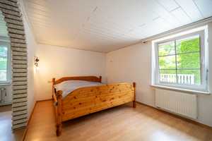 Exklusives Reetdachanwesen mit großzügiger Auffahrt, Kamin & Gartenidylle – Rendsburg-Eckernförde (Kreis) – Vorschaubild 7