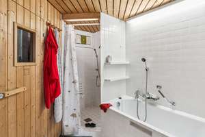 Individuelles Wohnparadies mit Garten, Sauna und sofortigem Einzug in Senden Wullenstetten – Die vollständige Adresse der Immobilie erhältst du vom Anbieter., 89250 Senden – Vorschaubild 13