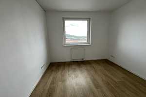 4 Zimmer mit Balkon - keine WBS Vermietung – Cecilienstraße 189, 12683 Berlin – Vorschaubild 10