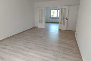 Rodenhof: 4-Zimmer- Whg mit Balkon, Bad inkl. Dusche + Wanne,  Garage – Stadtverband Saarbrücken (Kreis) – Vorschaubild 5
